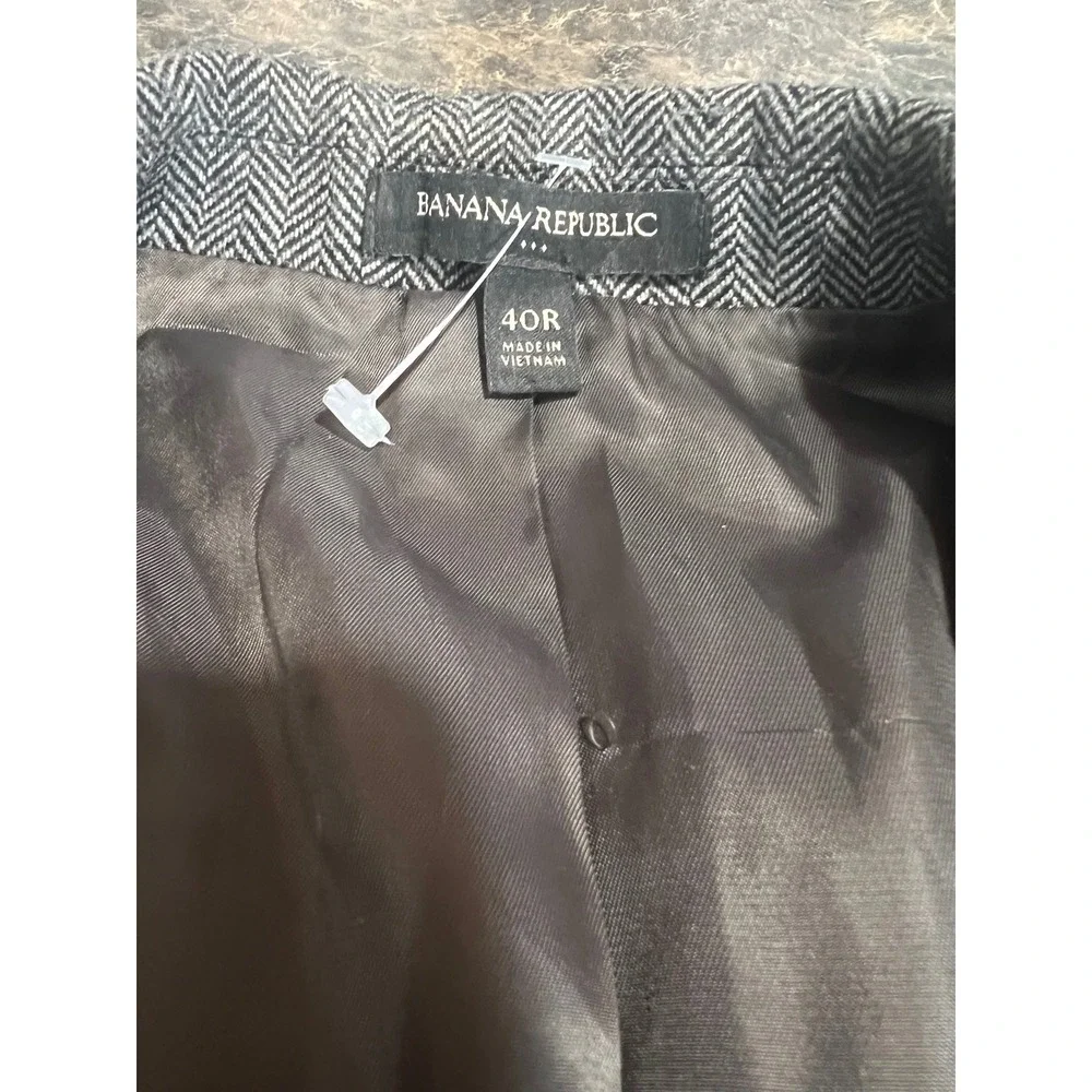 Banana Republic Mens 40R Grey Herringbone Wool Blend Academia Fit Blazer Jacket